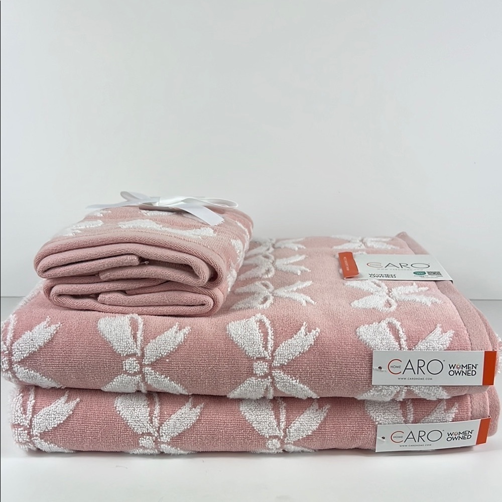 CARO Home Bath Towel Set Pink White Bow Pattern Bath Tip 4 PC NEW